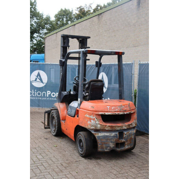 2002 Toyota 02-7FDF30-46418633