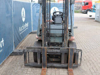 2002-toyota-02-7fdf30-1439501-46418637