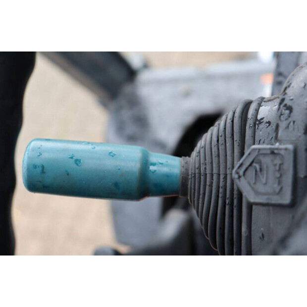 2002 Toyota 02-7FDF30-46418658