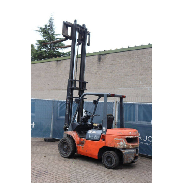 2002 Toyota 02-7FDF30-46418667