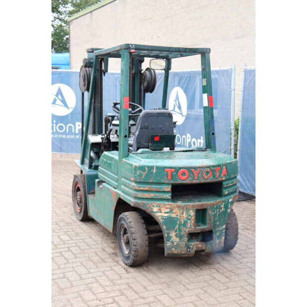 1991 تويوتا 02-5FD-F25-46418672