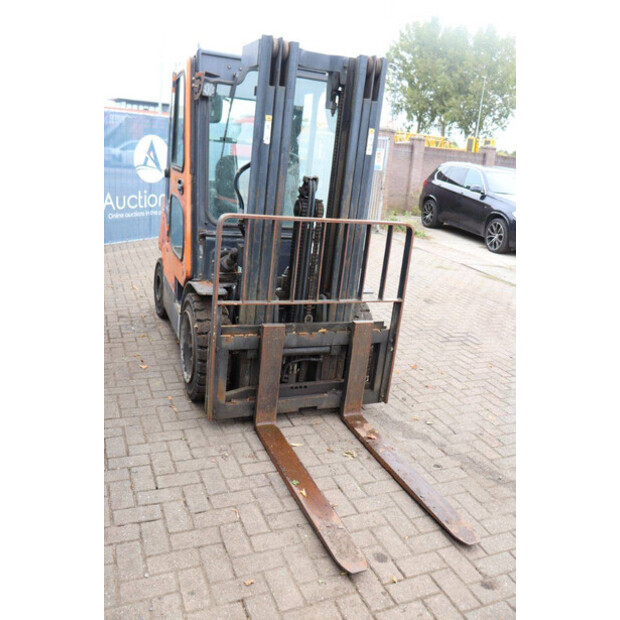 2013 Doosan D30S-5-46418779