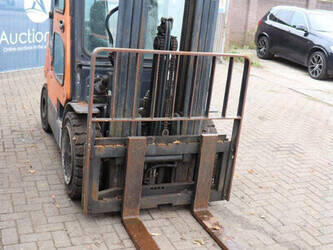 2013-doosan-d30s-5-1439505-46418779