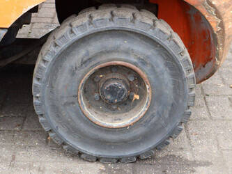 2013-doosan-d30s-5-1439505-46418790