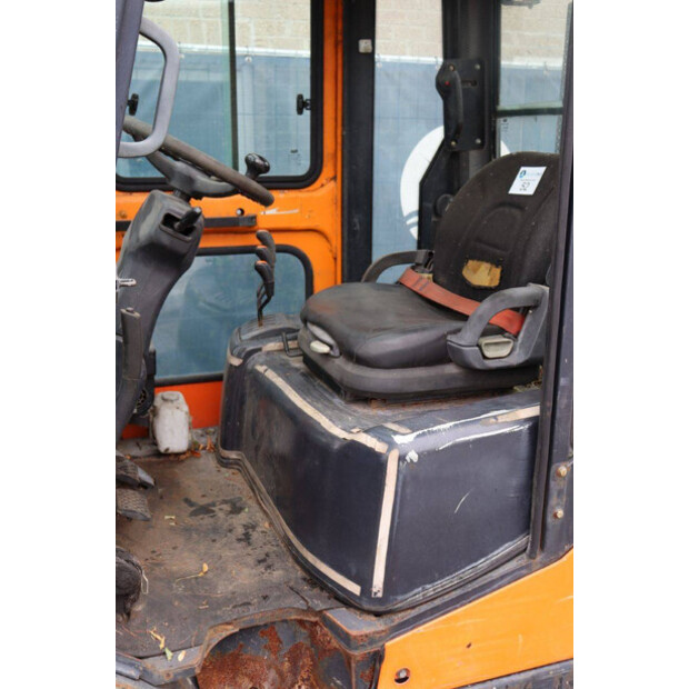 2013 Doosan D30S-5-46418794