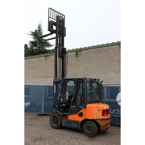 2013 Doosan D30S-5-46418808