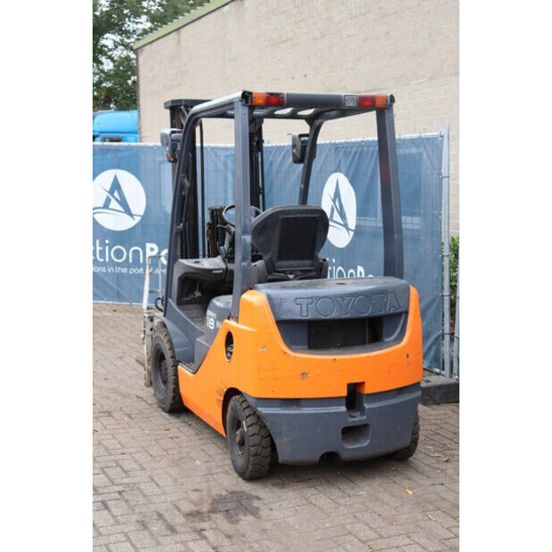 2013 Toyota 02-8FDF18-46418813