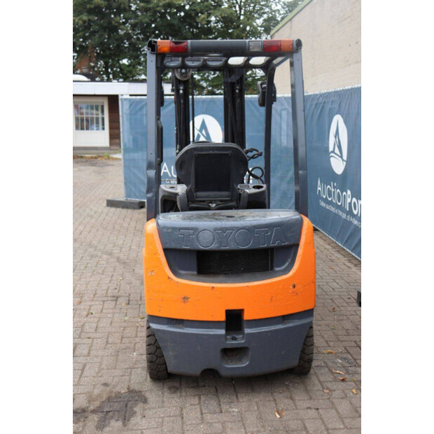 2013 Toyota 02-8FDF18-46418814