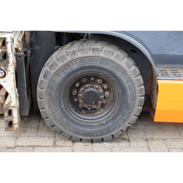 2013 Toyota 02-8FDF18-46418824