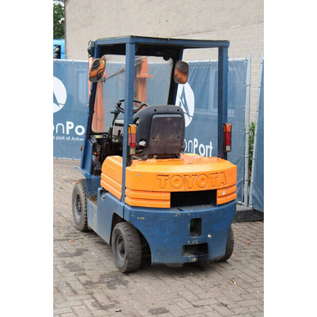 1992 Toyota 02-5FD 15-46418886