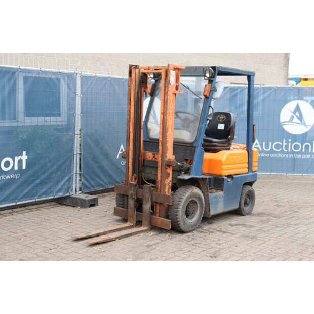 1992 Toyota 02-5FD 15-46418891