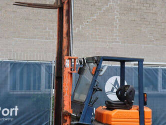 1992-toyota-02-5fd-15-1439508-46418916