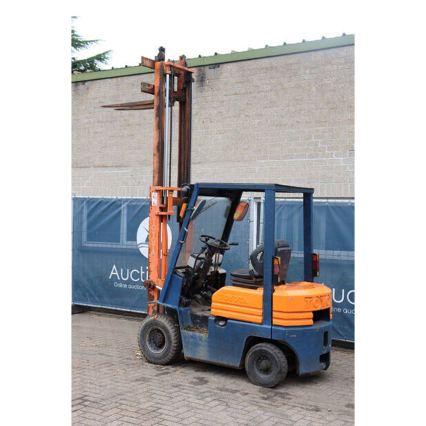 1992 Toyota 02-5FD 15-46418918