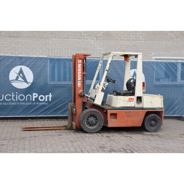 1990 NISSAN EH02A25-46418955