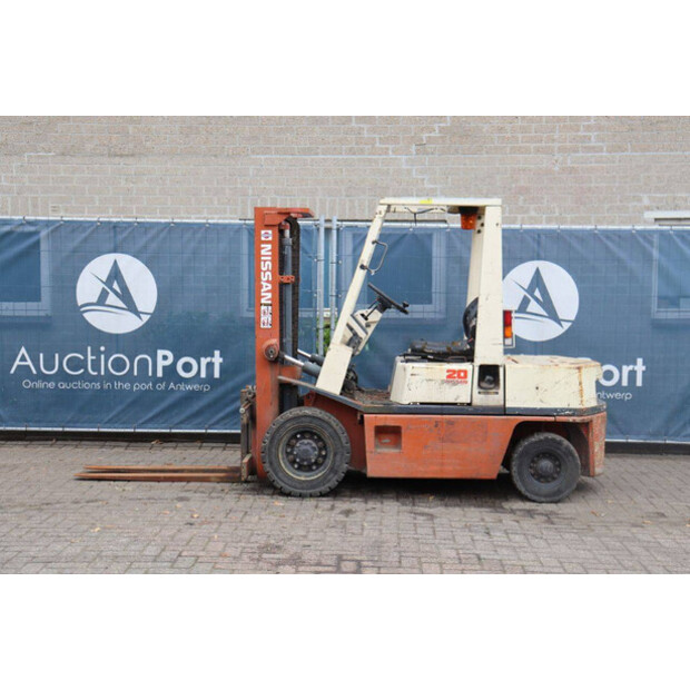 1990 NISSAN EH02A25-46418956