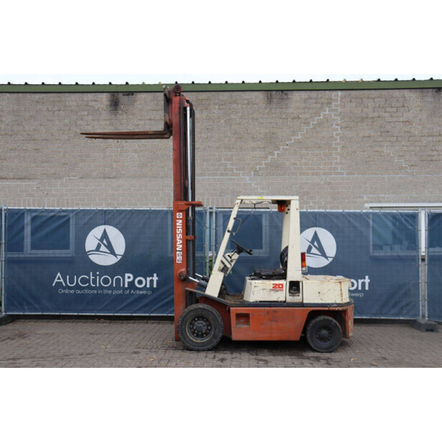 1990 NISSAN EH02A25-46418989