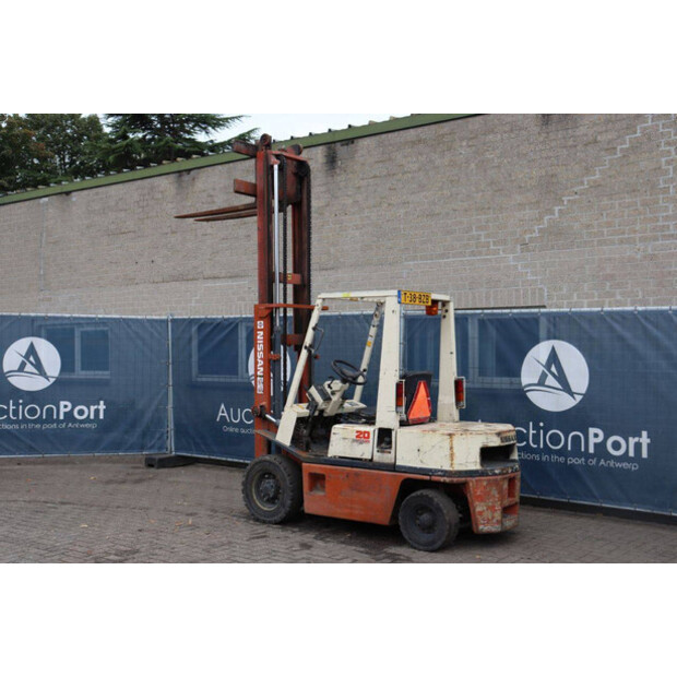 1990 NISSAN EH02A25-46418990