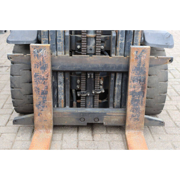 2006 هايستر H2.5FT-46419108