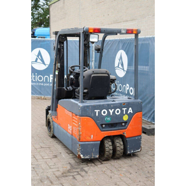 2005 Toyota 7FBEF18-46419203