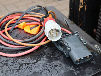 2005-toyota-7fbef18-1439517-46419212