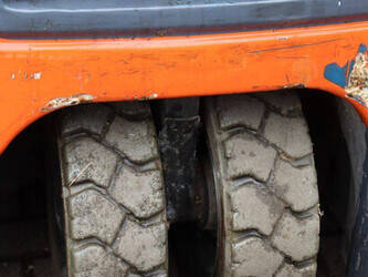 2005-toyota-7fbef18-1439517-46419219