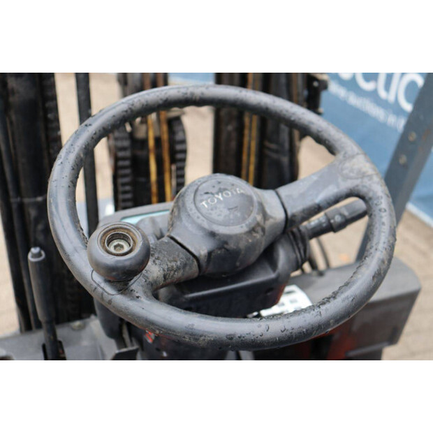 2005 Toyota 7FBEF18-46419225