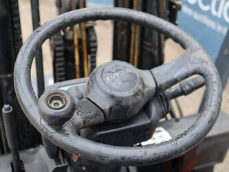 2005-toyota-7fbef18-1439517-46419225