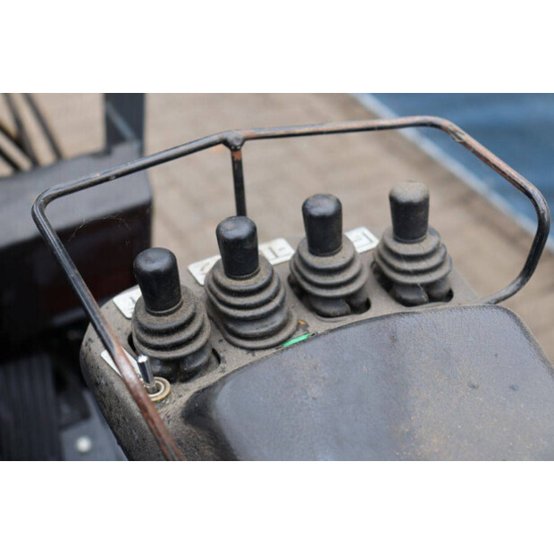 2005 Toyota 7FBEF18-46419226