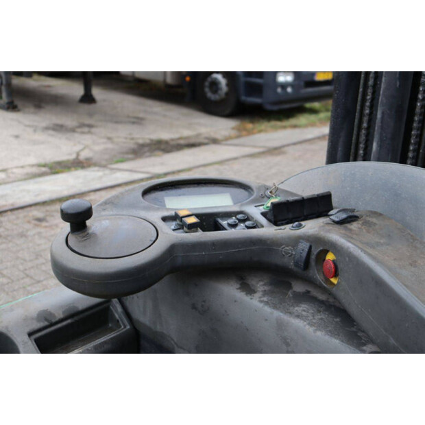 2004 ميتسوبيشي RB16KN-46419351