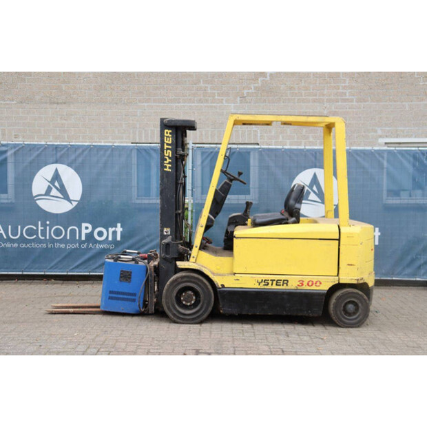 1998 Hyster J3.00XM-46419365