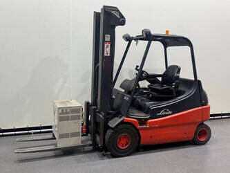 Image for LIFTS 2006 Linde E25-02