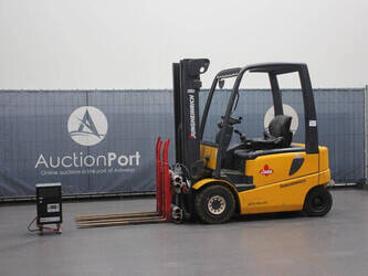 Image de CHARIOTS ÉLÉVATEURS 2003 Jungheinrich EFG-Vac25