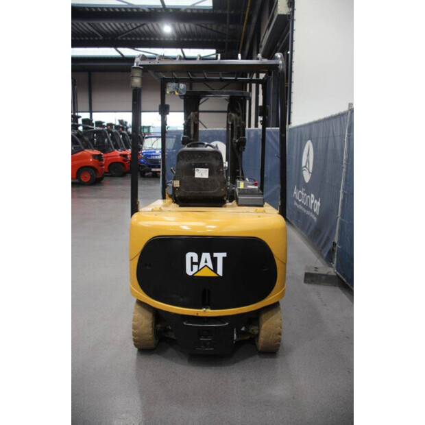 2005 كاتربيلر EP25K-46419492