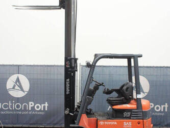 2007-toyota-7fbmf16-1439527-46419551