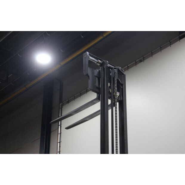 2005 ليندي R14-46419636