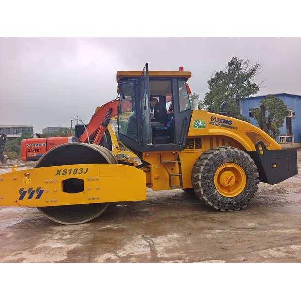 2025 اكس سي ام جي XS183J-46431986