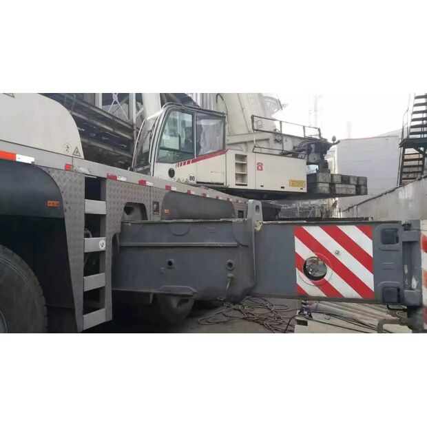 2010 Demag AC250-46433430