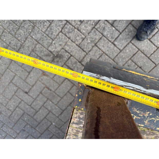 2000 بروشيس PALFINGER 17502-46433520