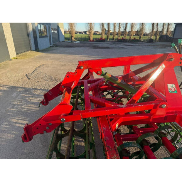 2004 يونيا U680-46434012