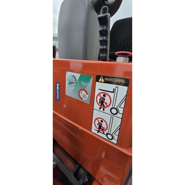 بي تي C3E150R-46434047