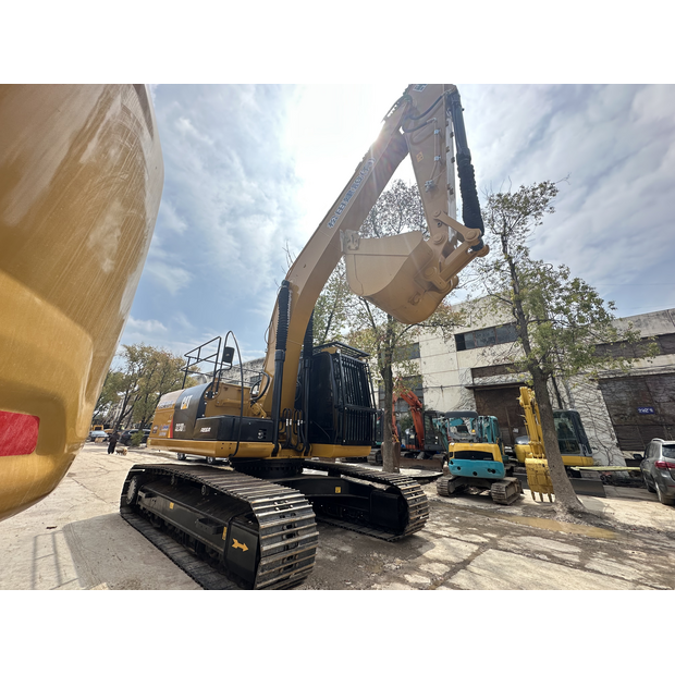 2025 Caterpillar 323D2L-46434057