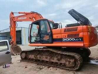 Image for TRACKED EXCAVATORS 2020 Daewoo / Doosan DX300-7 for Sale in China