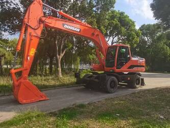 Image for TRACKED EXCAVATORS 2019 Daewoo / Doosan DH210 for Sale in China