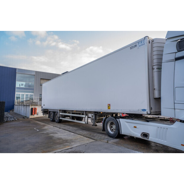 2014 Aubineau Carrier Vector I550-46434437