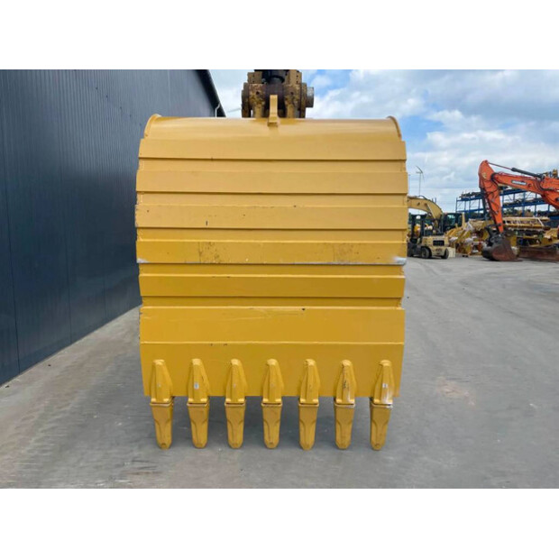 2026 Caterpillar 352F-46434840