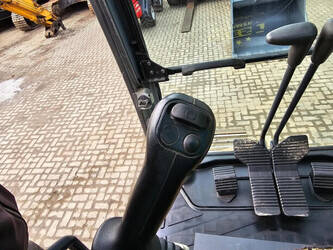 2017-kobelco-sk210lc-10-1439770-46435174