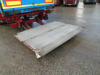 2012-schmitz-cargobull-3-46435285