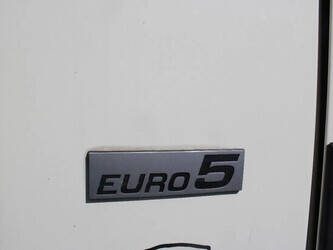 2009-daf-lf-1428826-46435559