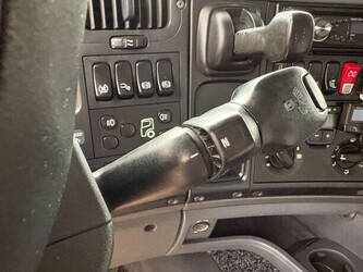 2010-scania-g-46435749