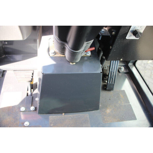 2026 Panther W25-46435823